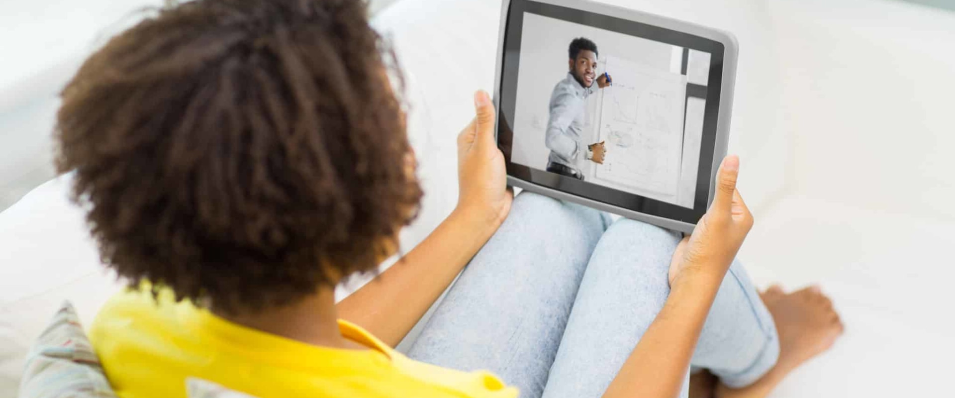 Can you make a living off online tutoring?
