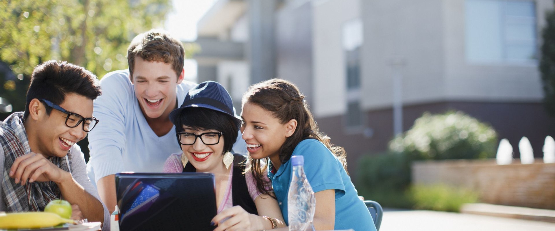 How can i tutor students online?