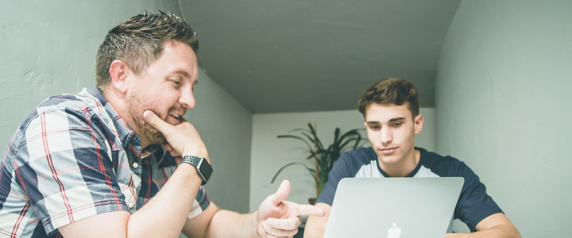 How can a college student start tutoring?