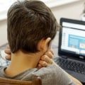 Promoting Self-Directed Learning In Online Tutoring