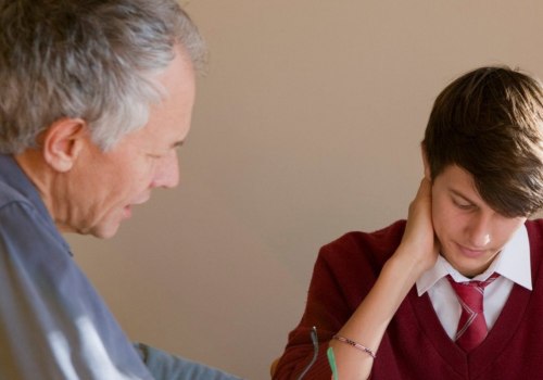 How much do private tutors make a year uk?
